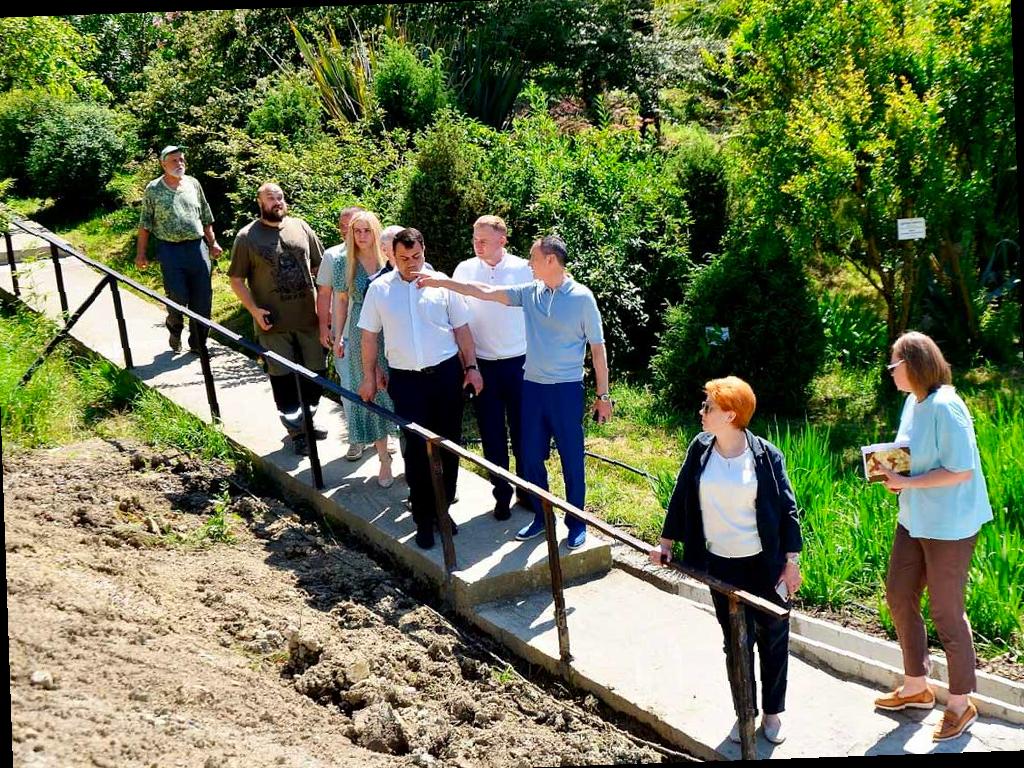 Виктор Тепляков предлагает решение проблемы в Эколого-биологическом центре