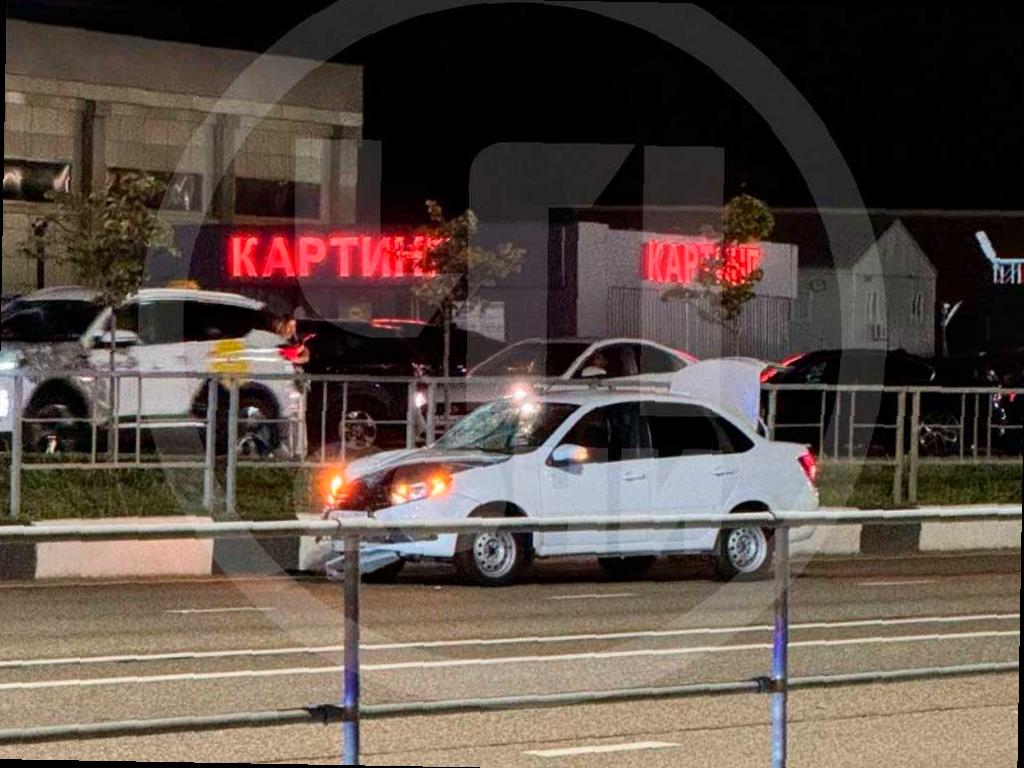 ДТП в Сочи: девушка-пешеход погибла под колесами автомобиля