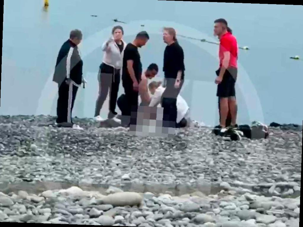 В Сочи на пляже найдено тело женщины