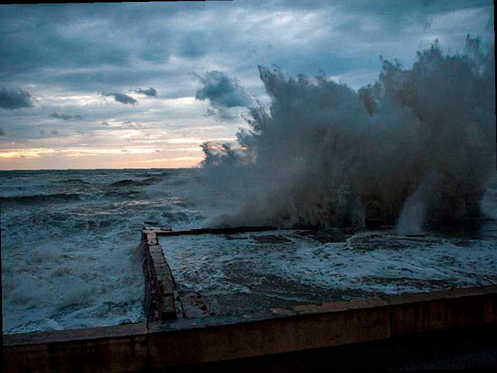 Прогноз погоды в Сочи: ожидаются ливни и шторм