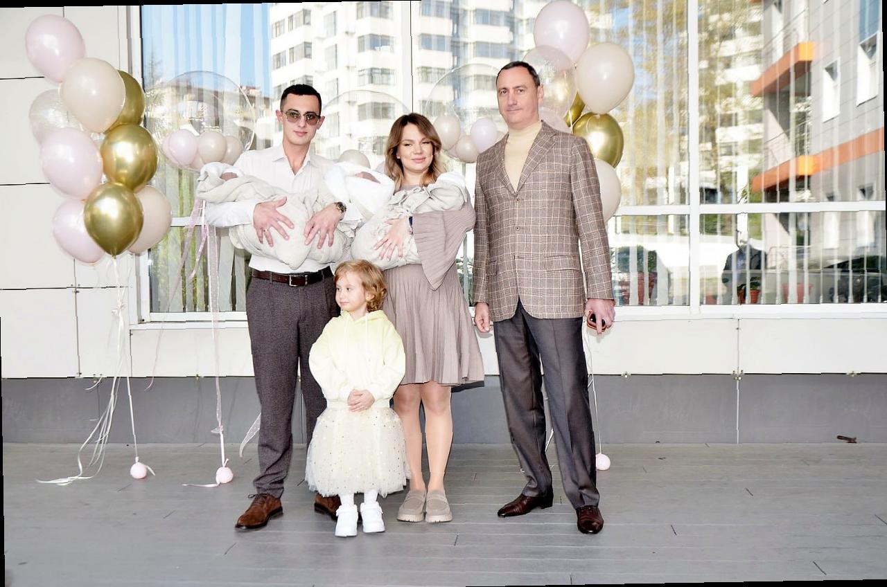 «Виктор Тепляков поздравил семью из Сочи с рождением тройни»