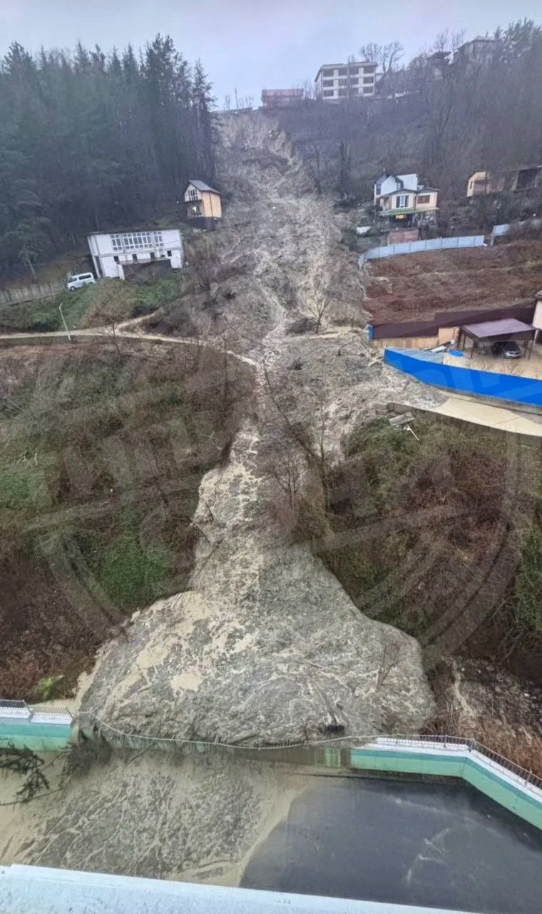 В Сочи не будут убирать оползень у ЖК «Министерские озера» за счёт бюд