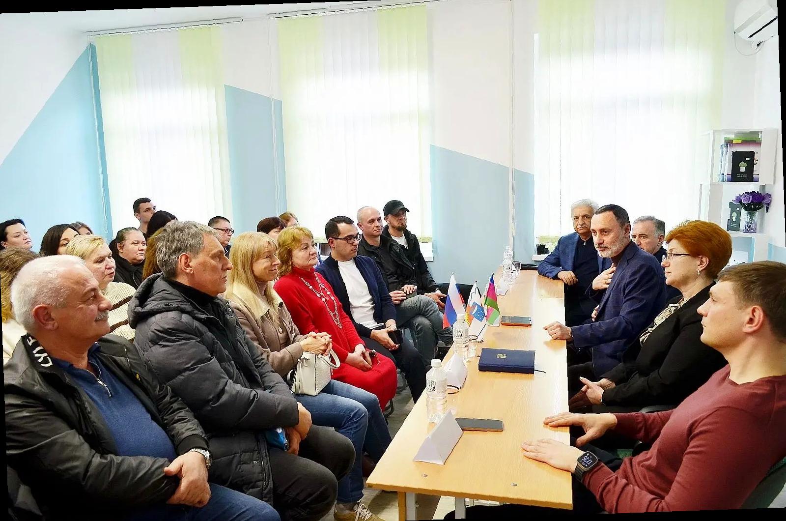 «Виктор Тепляков поддержал строительство новой школы в селе Пластунка»