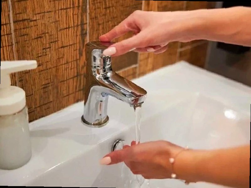 Жителей Сочи предупредили о перебоях с водой на улице Яна Фабрициуса