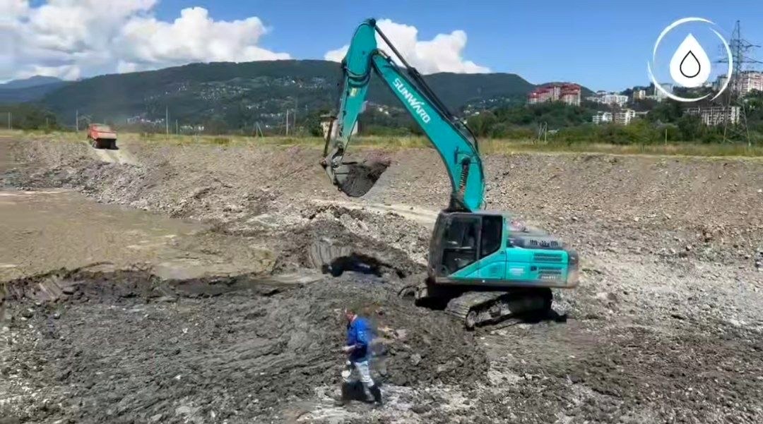 Продолжается реконструкция бассейнов водозабора на реке Сочи